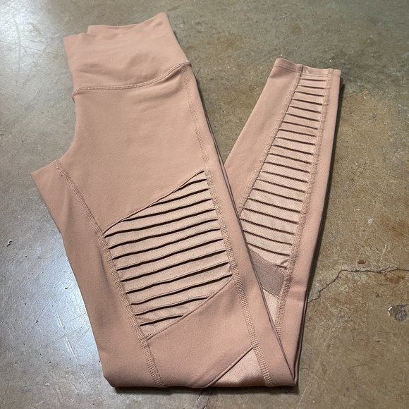 Like New Alo Yoga High Waist Henna & Henna Glossy Moto Leggings - Picture 11 of 13